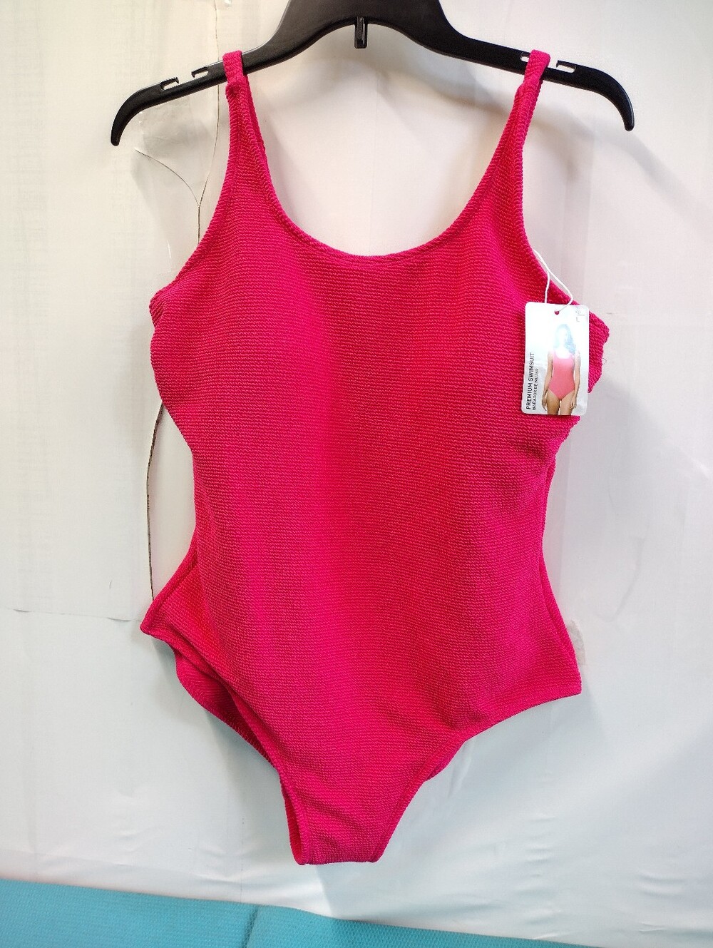 NWT Serra One Piece Swimsuit Padded Stretchy Size L (12-14)